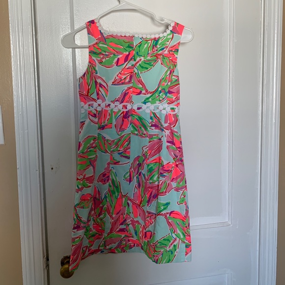 Lilly Pulitzer - Picture 3 of 3